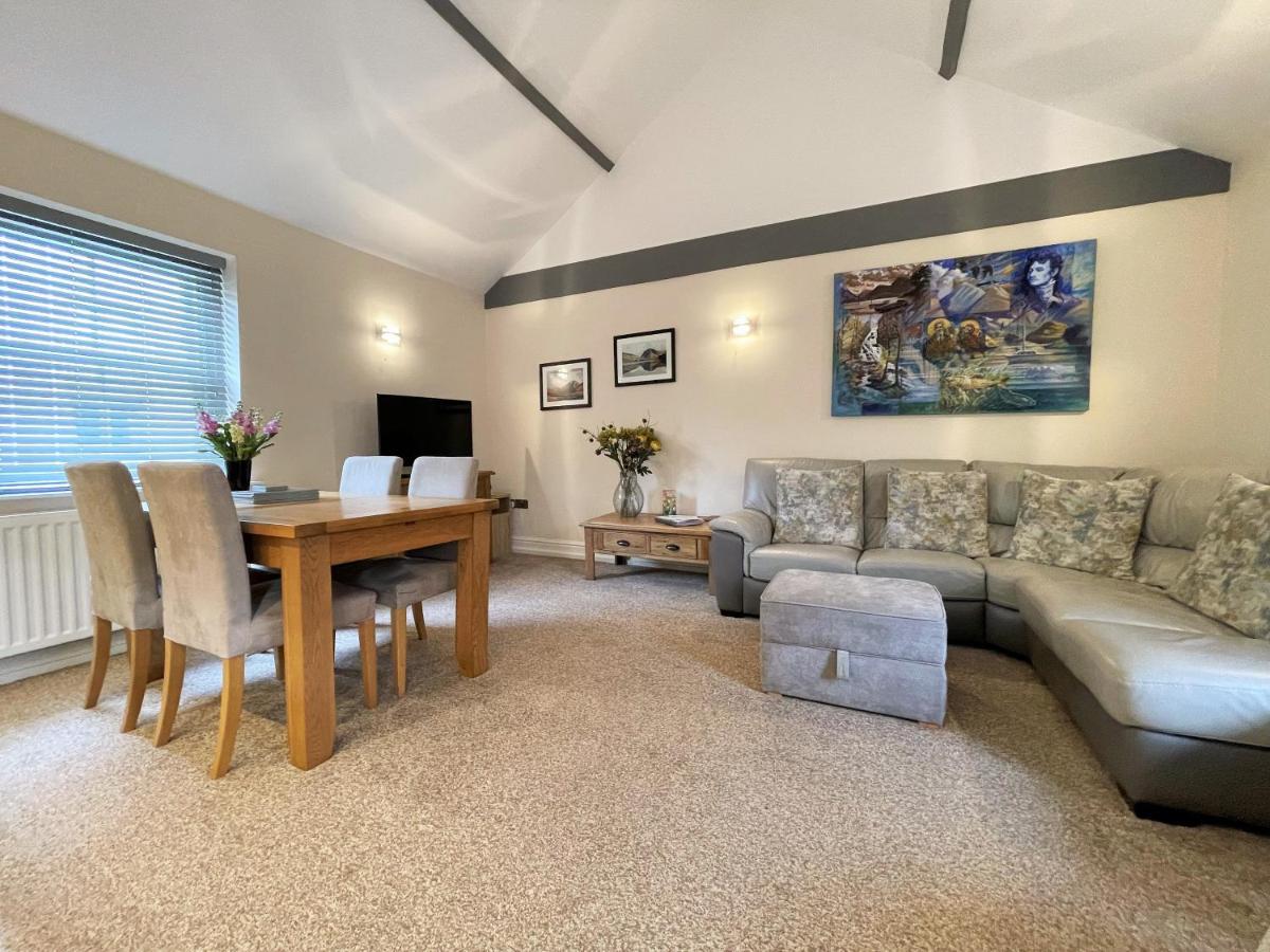 Arthurs Cottage -Charming Courtyard Cottage In The Heart Of Kendal, The Lake District Bagian luar foto