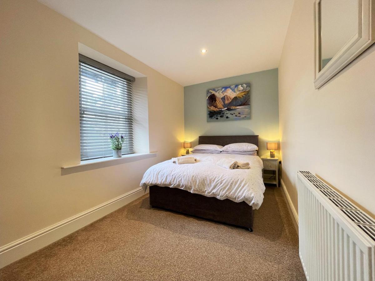 Arthurs Cottage -Charming Courtyard Cottage In The Heart Of Kendal, The Lake District Bagian luar foto