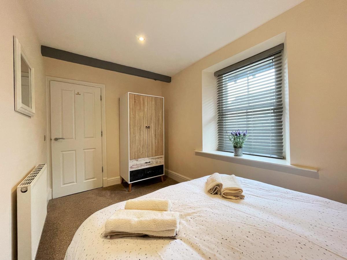 Arthurs Cottage -Charming Courtyard Cottage In The Heart Of Kendal, The Lake District Bagian luar foto
