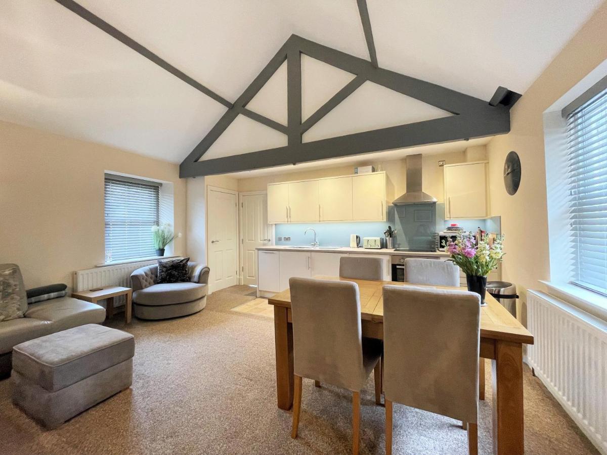 Arthurs Cottage -Charming Courtyard Cottage In The Heart Of Kendal, The Lake District Bagian luar foto